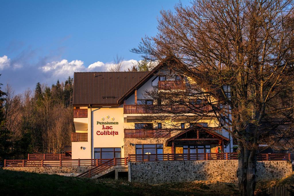 Pensiunea Lac Colibita Exterior photo