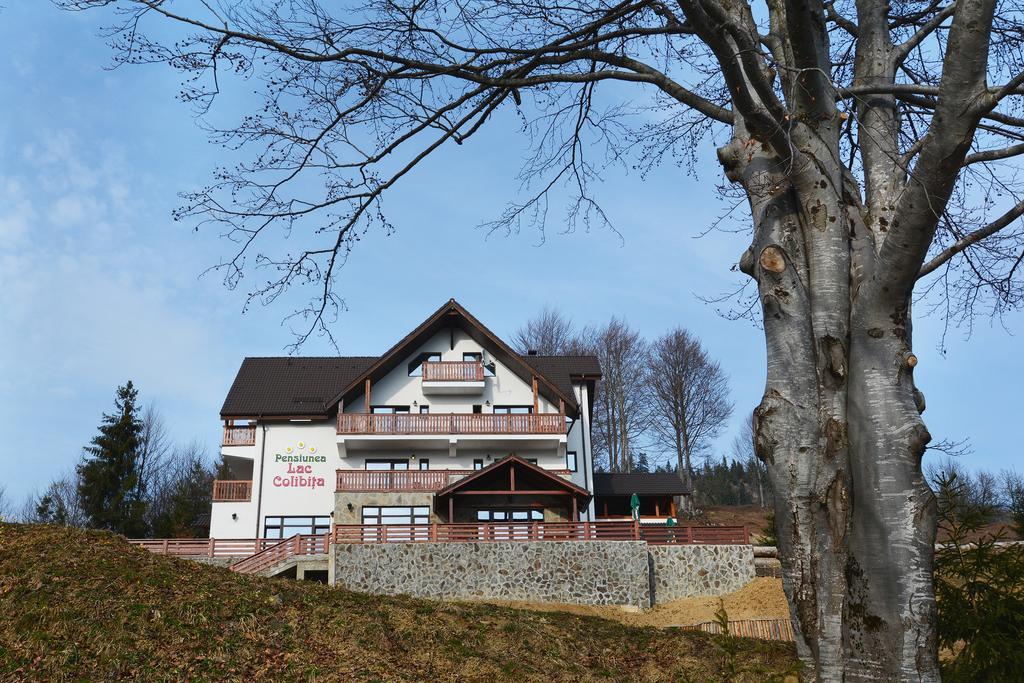 Pensiunea Lac Colibita Exterior photo